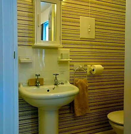 Rutland West 4*